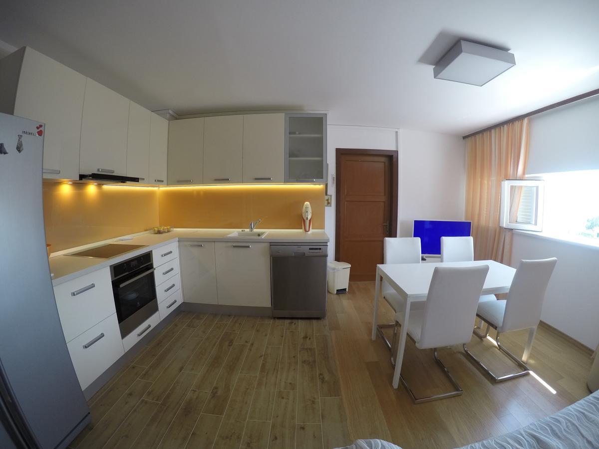 Apartments Istarska Street (Adults Only) Split Exterior foto